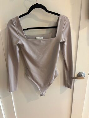 Aritzia Babaton Long Sleeve Square Neck Bodysuit in Soft Mauve